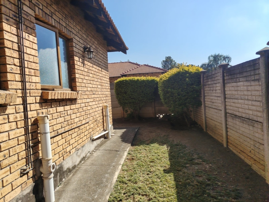 3 Bedroom Property for Sale in Waterval East North West